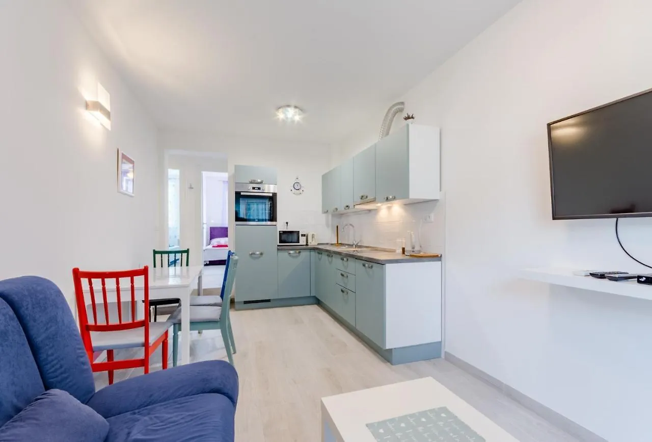 Apartment Karlo Kaštela