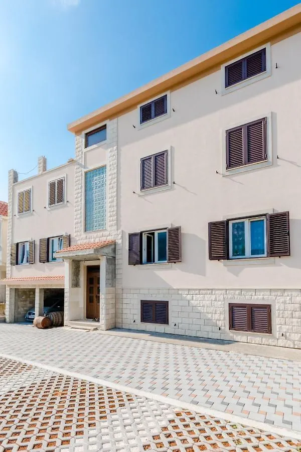 Apartment Karlo Kaštela
